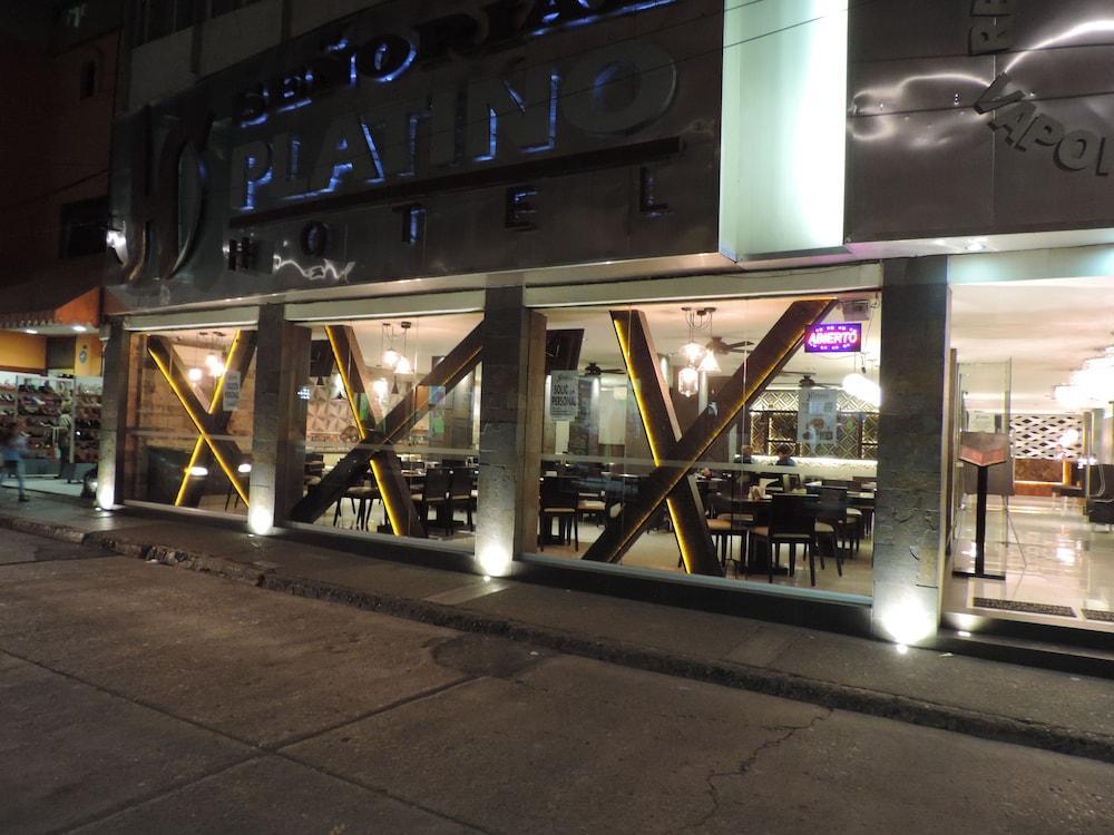 Hotel Senorial Platino Леон Экстерьер фото